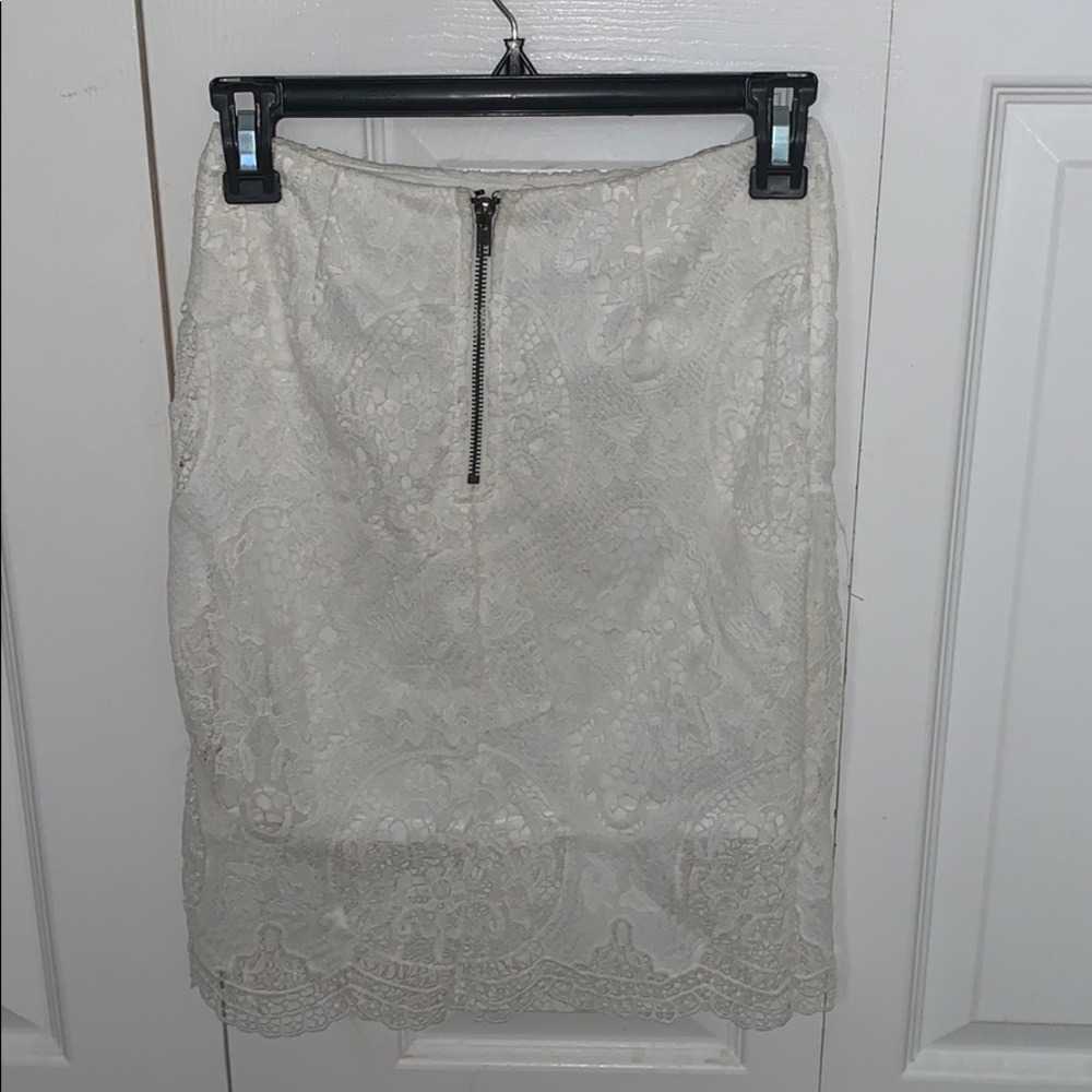 Two piece set - Picture 3 of 4